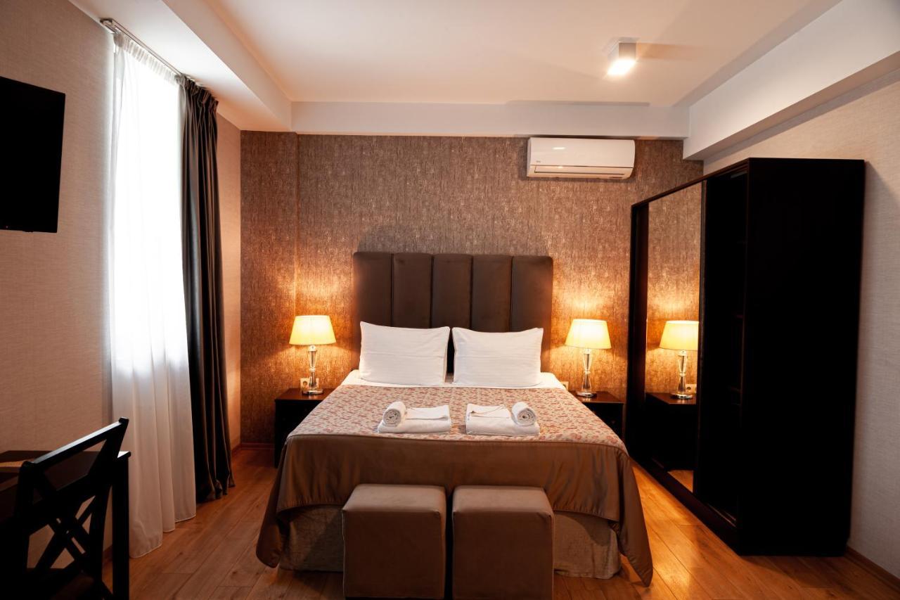 Hotel Winoterra Tiflis Exterior foto