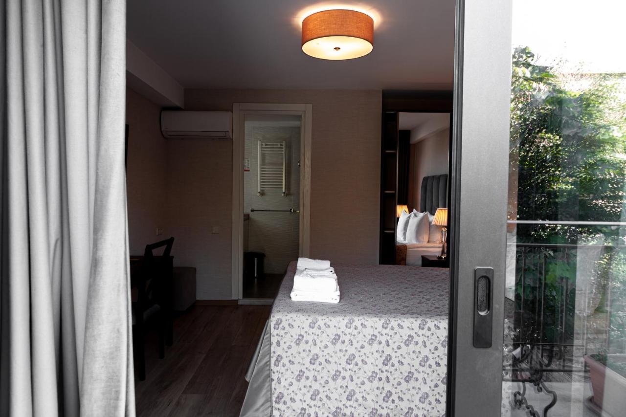 Hotel Winoterra Tiflis Exterior foto